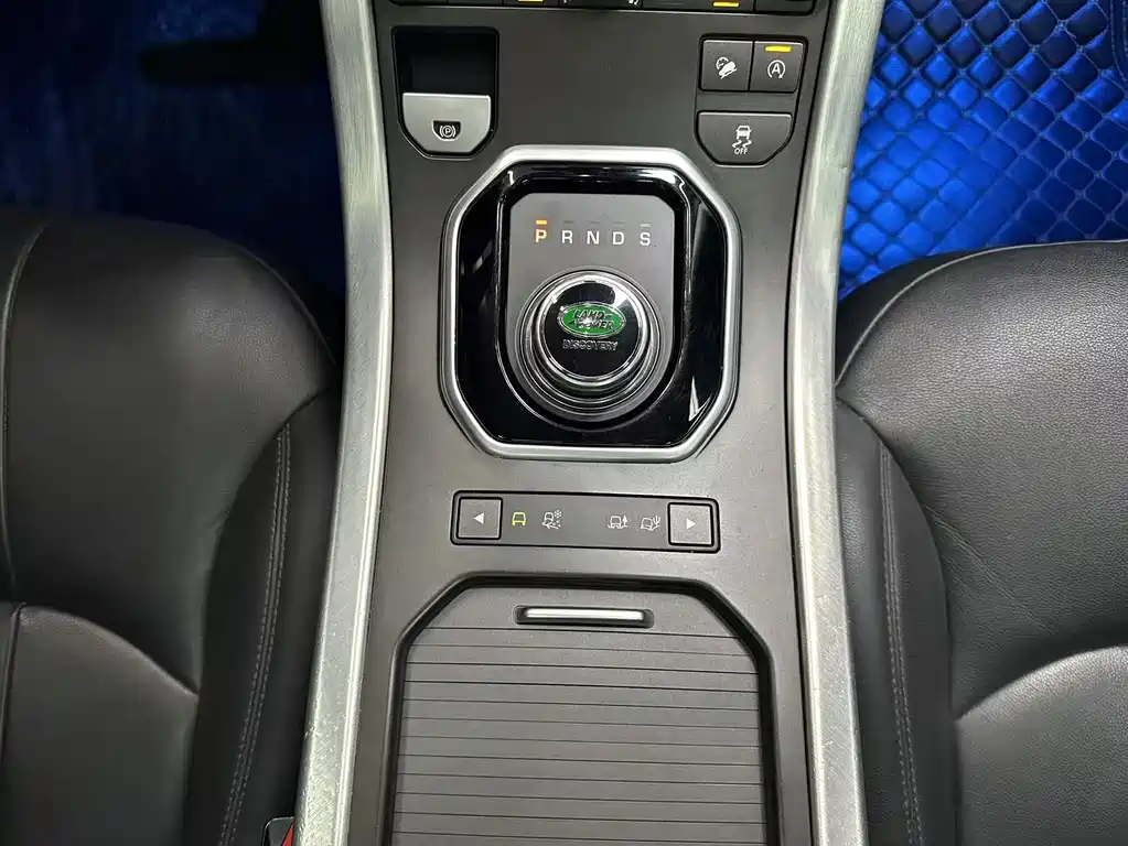 Land Rover Evoque 2018 — фото 12