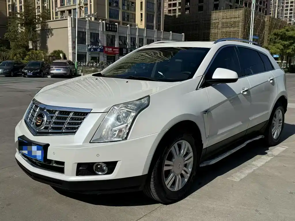 Cadillac SRX 2016 — фото 1