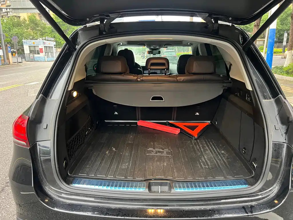 Mercedes-Benz GLE 2021 — фото 10