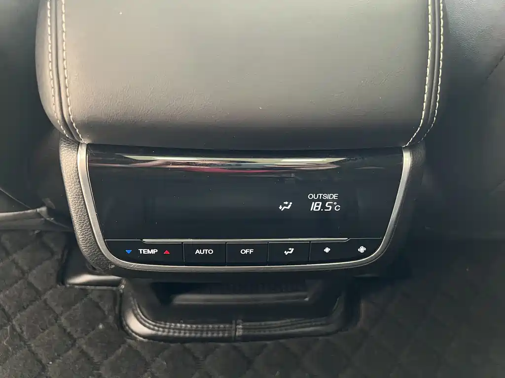 GAC Motor Trumpchi GS8 2023 — фото 16