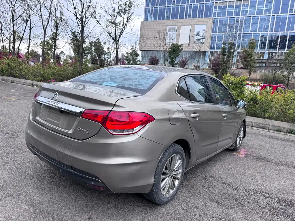 Citroen C4L 2015 — фото 14