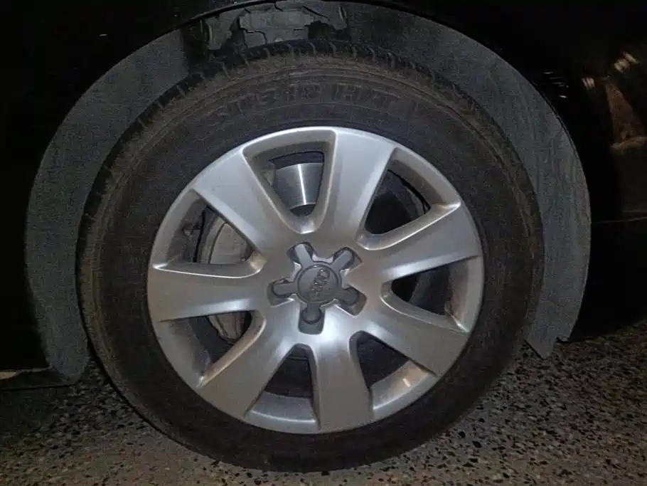 Audi A8 2012