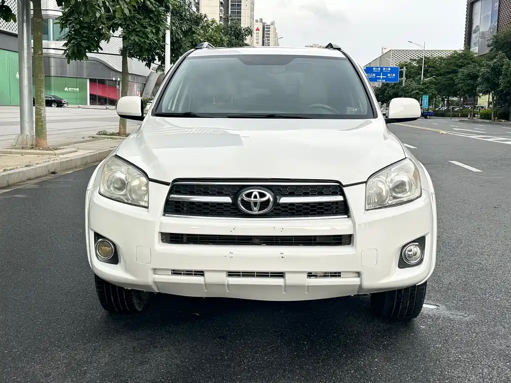 Toyota RAV4 2009
