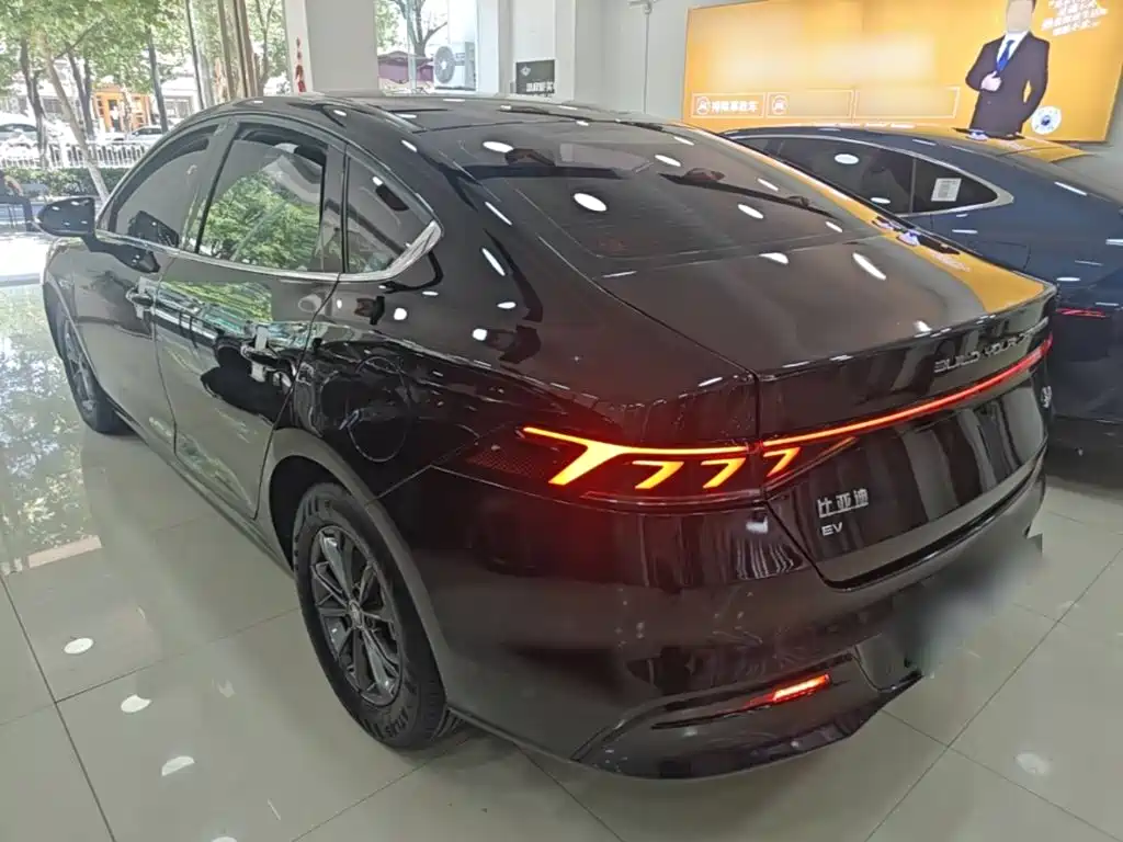 BYD Qin NEV 2022