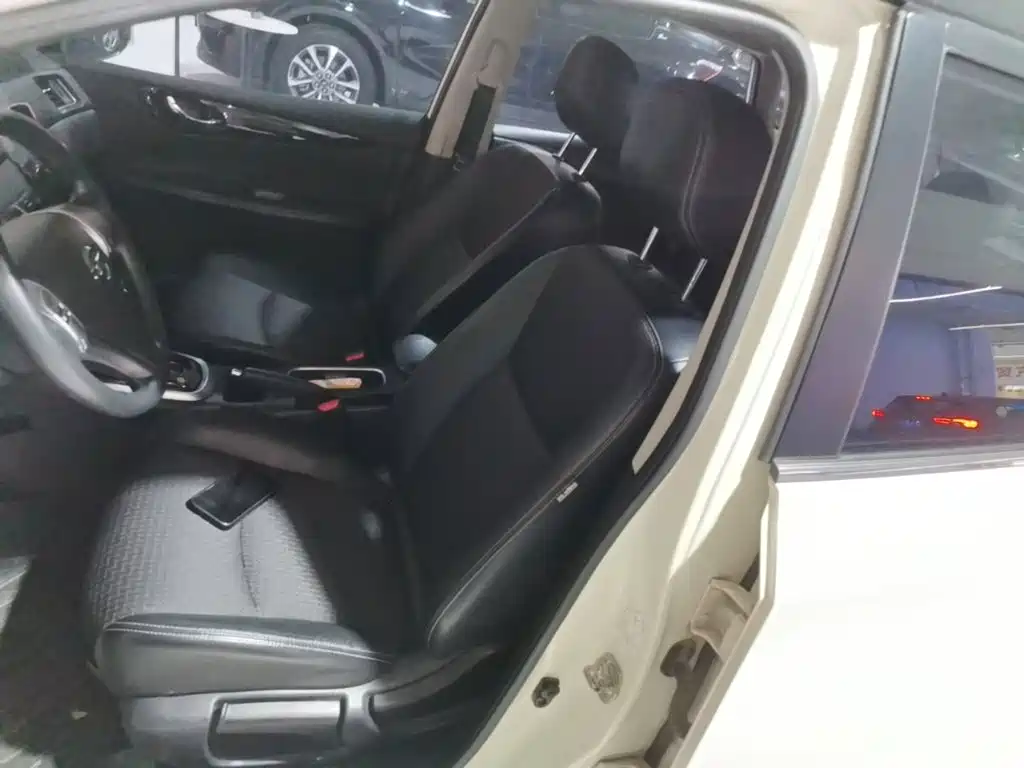 Nissan Tiida 2018 — фото 10