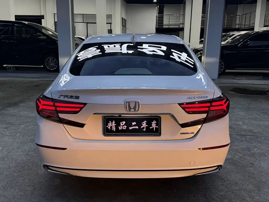 Honda Accord 2019 — фото 14