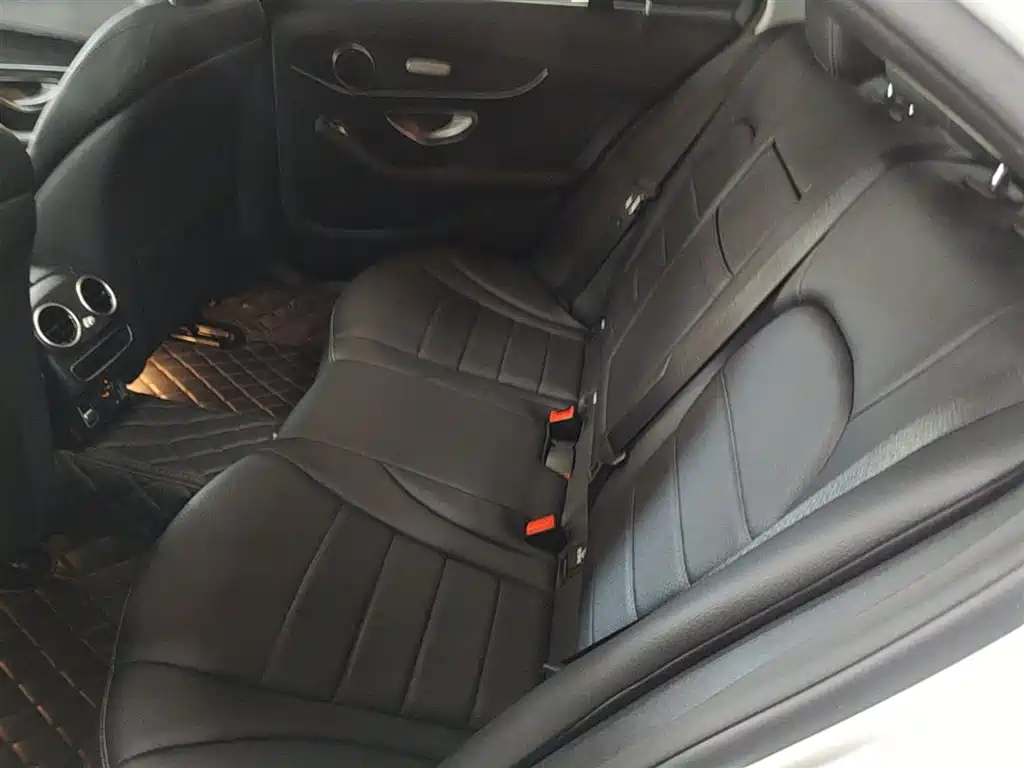 Mercedes-Benz C-Class 2022 — фото 17