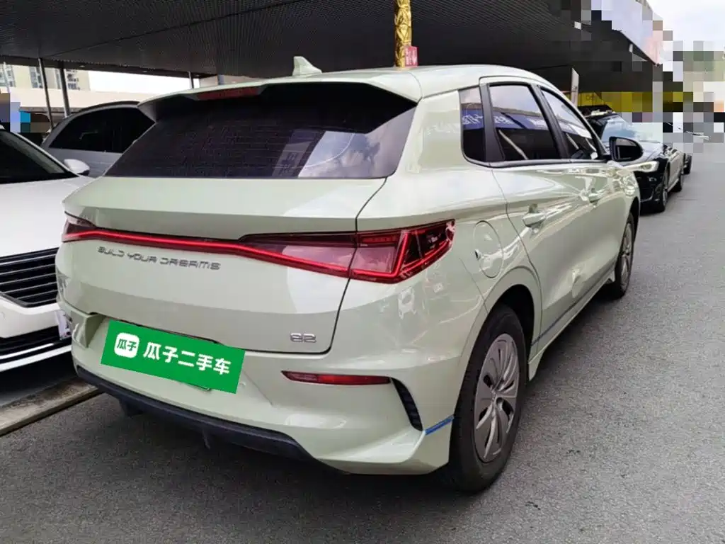 BYD e2 2021