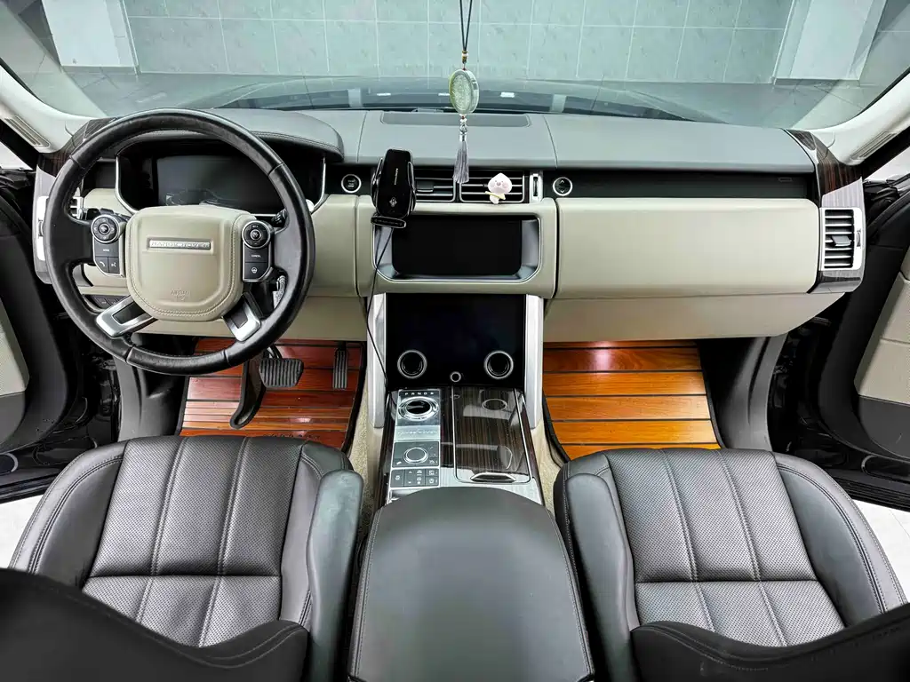 Land Rover Range Rover 2018 — фото 8