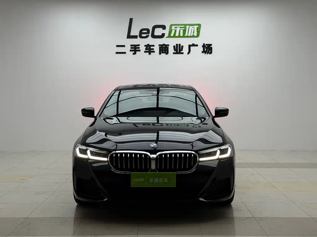 BMW 5 Series 2023