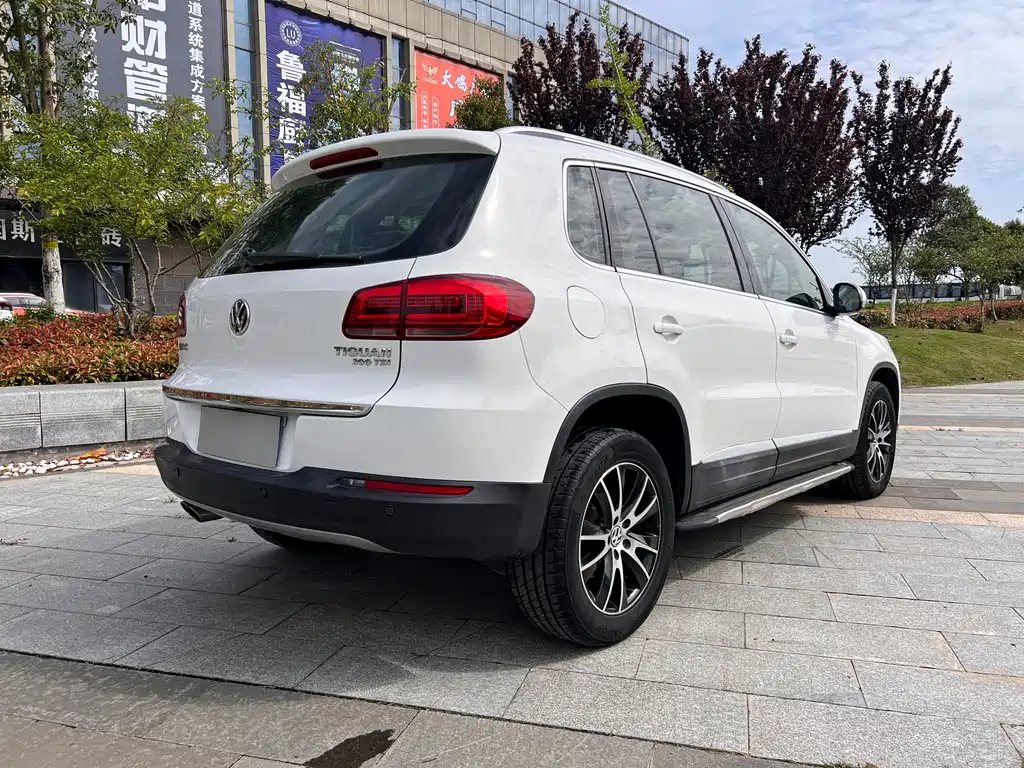 Volkswagen Tiguan 2016 — фото 8