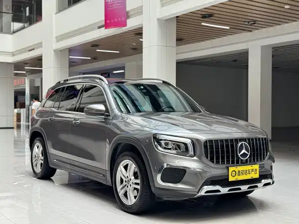 Mercedes-Benz GLB 2021