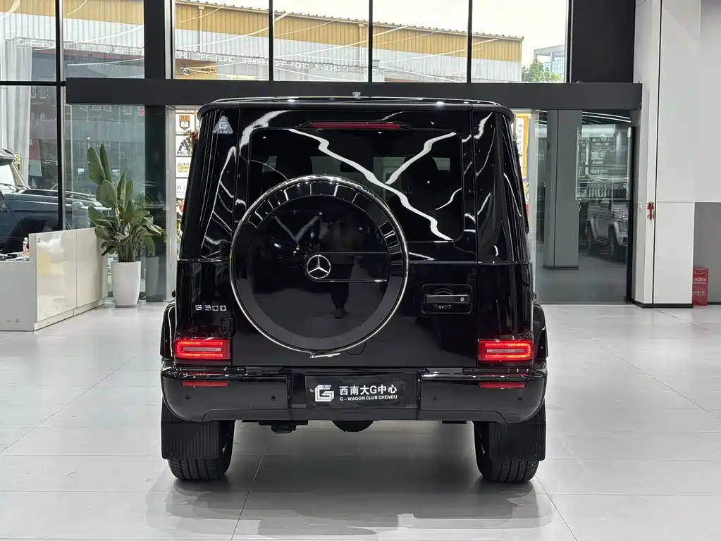 Mercedes-Benz G-Class 2023 — фото 7