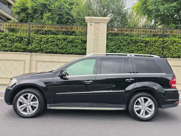 Mercedes-Benz GL-Class 2011