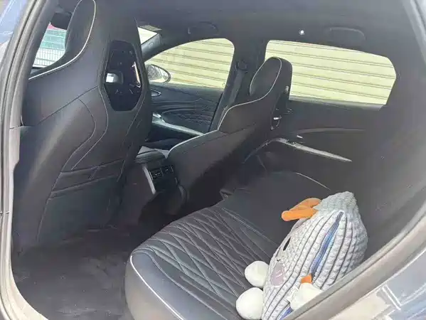 BYD Seal 2025
