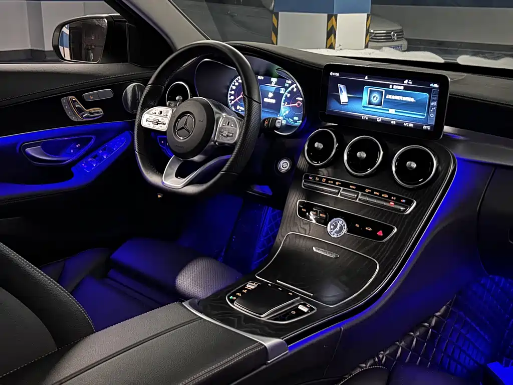 Mercedes-Benz C-Class 2021 — фото 12