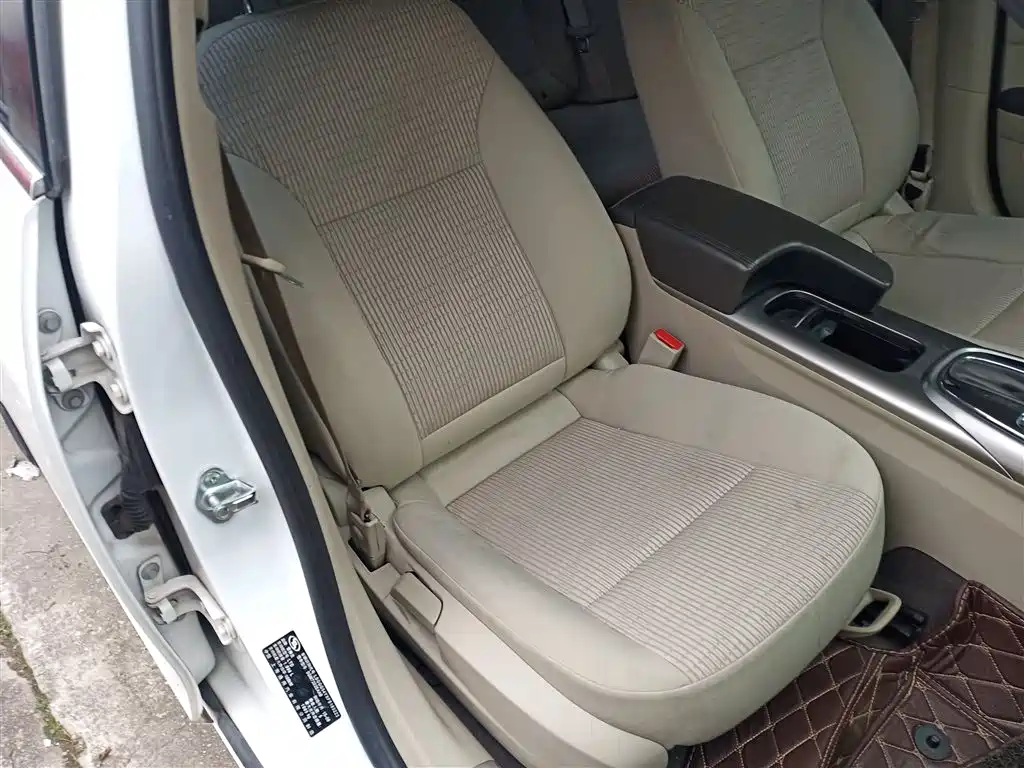Chevrolet Malibu 2015 — фото 25