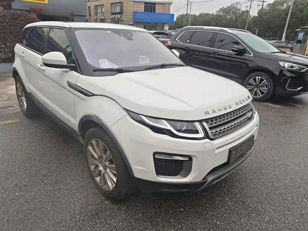 Land Rover Evoque 2017 — фото 22