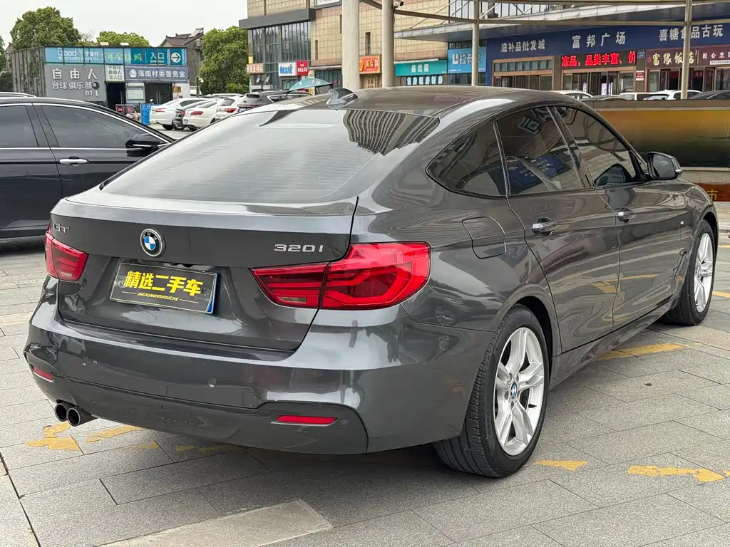 BMW 3 Series GT 2018 — фото 6