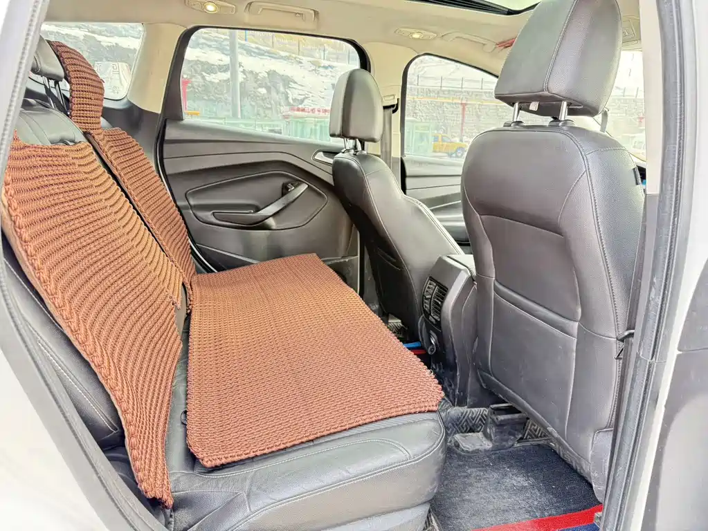 Ford Kuga 2015 — фото 15