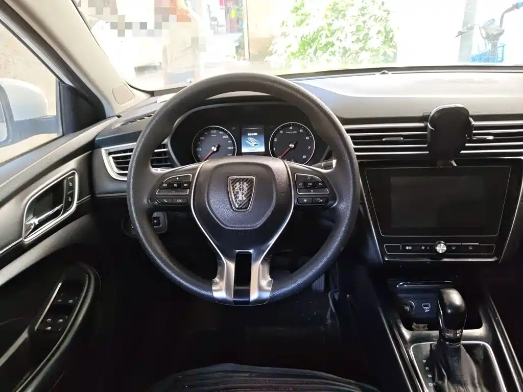 Roewe i5 2019