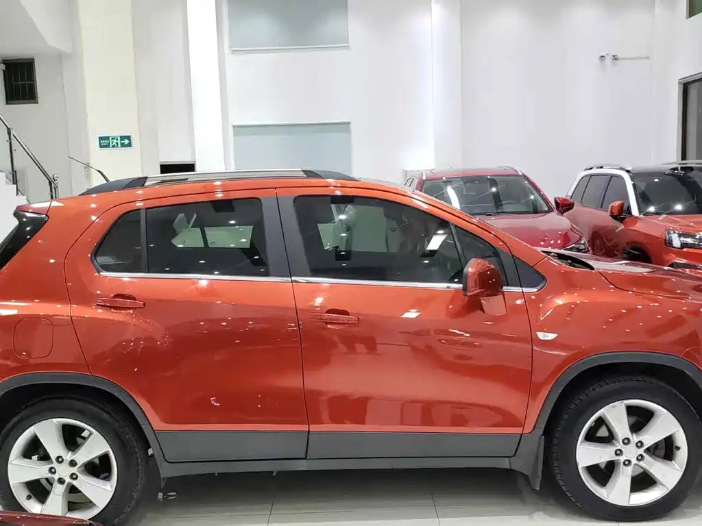 Chevrolet Trax 2015 — фото 14