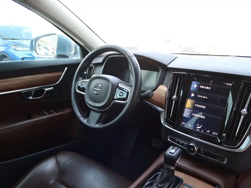 Volvo S90 2019 — фото 11
