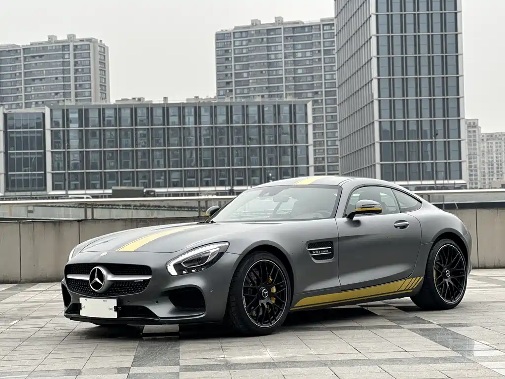 Mercedes-Benz AMG GT 2017 — фото 1