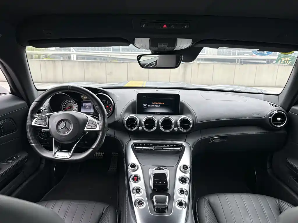 Mercedes-Benz AMG GT 2017 — фото 6