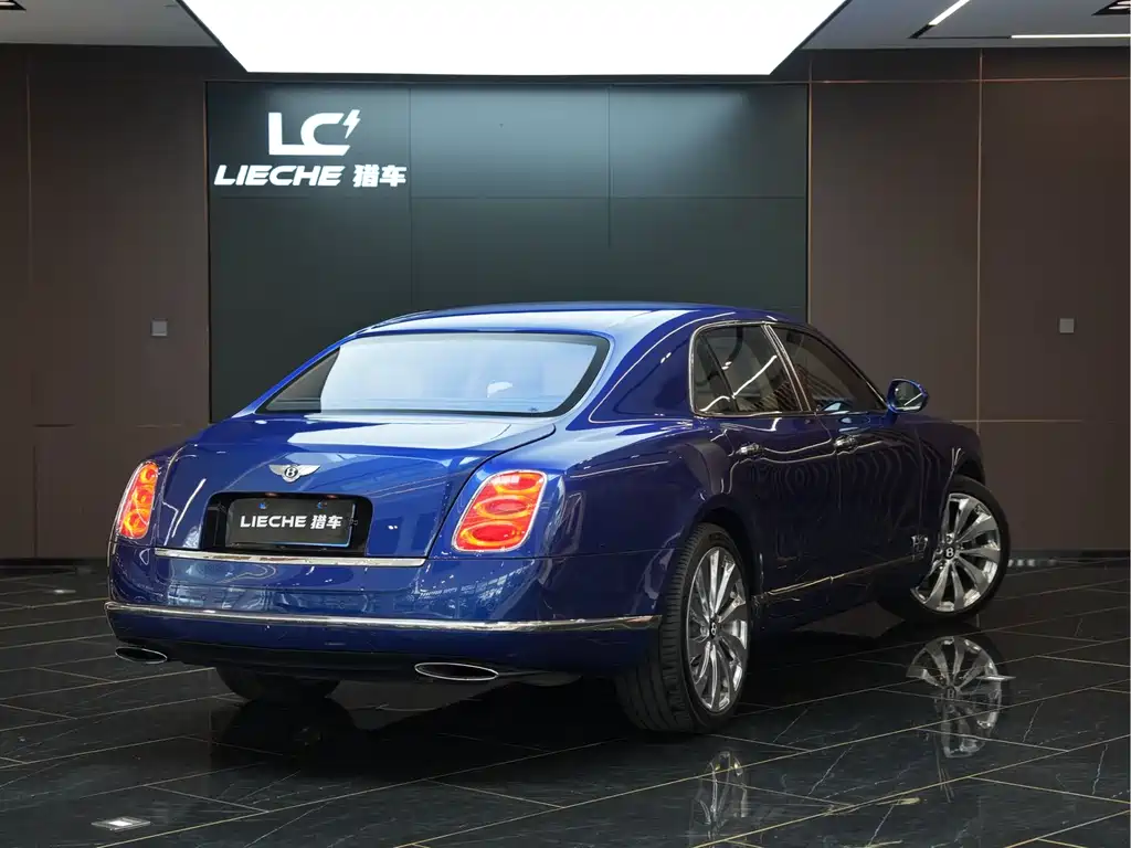 Bentley Mulsanne 2013 — фото 20