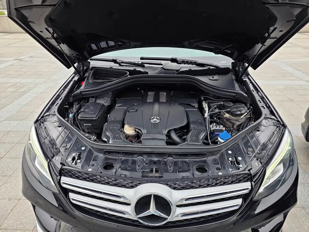 Mercedes-Benz GLE 2018 — фото 15