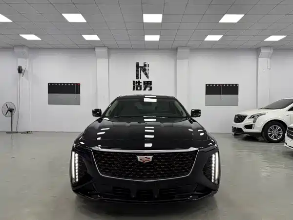 Cadillac CT6 2025