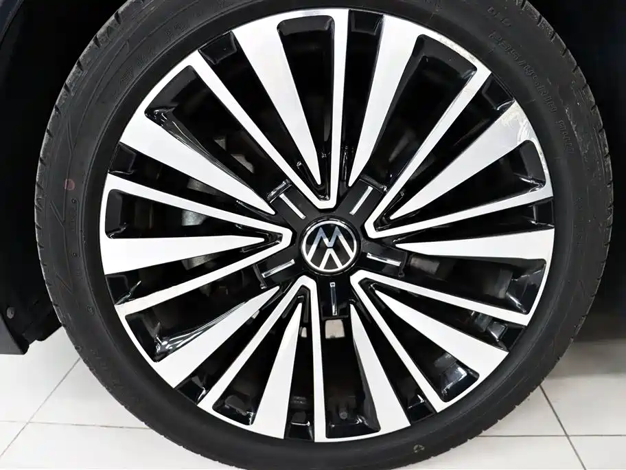 Volkswagen Passat 2021 — фото 23