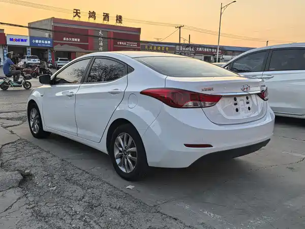 Hyundai Elantra Langdong 2016