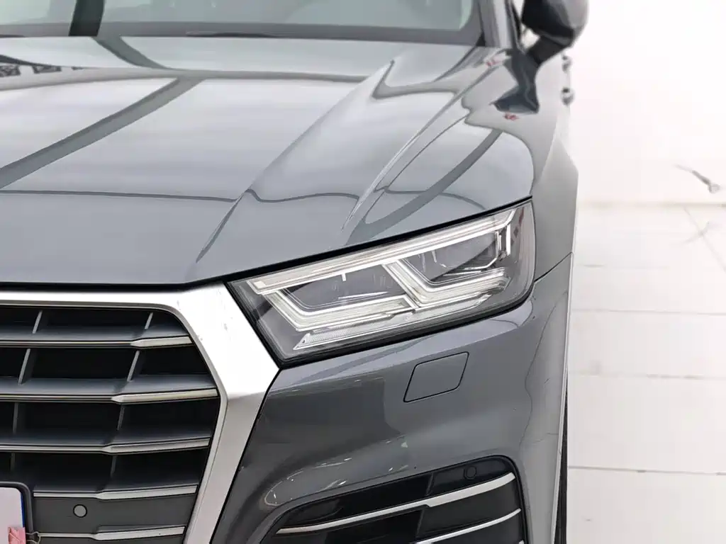Audi Q5L 2021 — фото 3