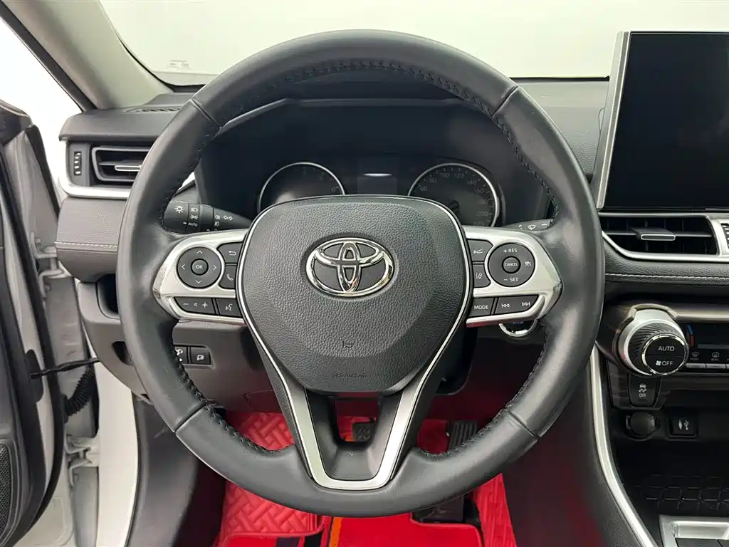 Toyota Wildlander 2022 — фото 11