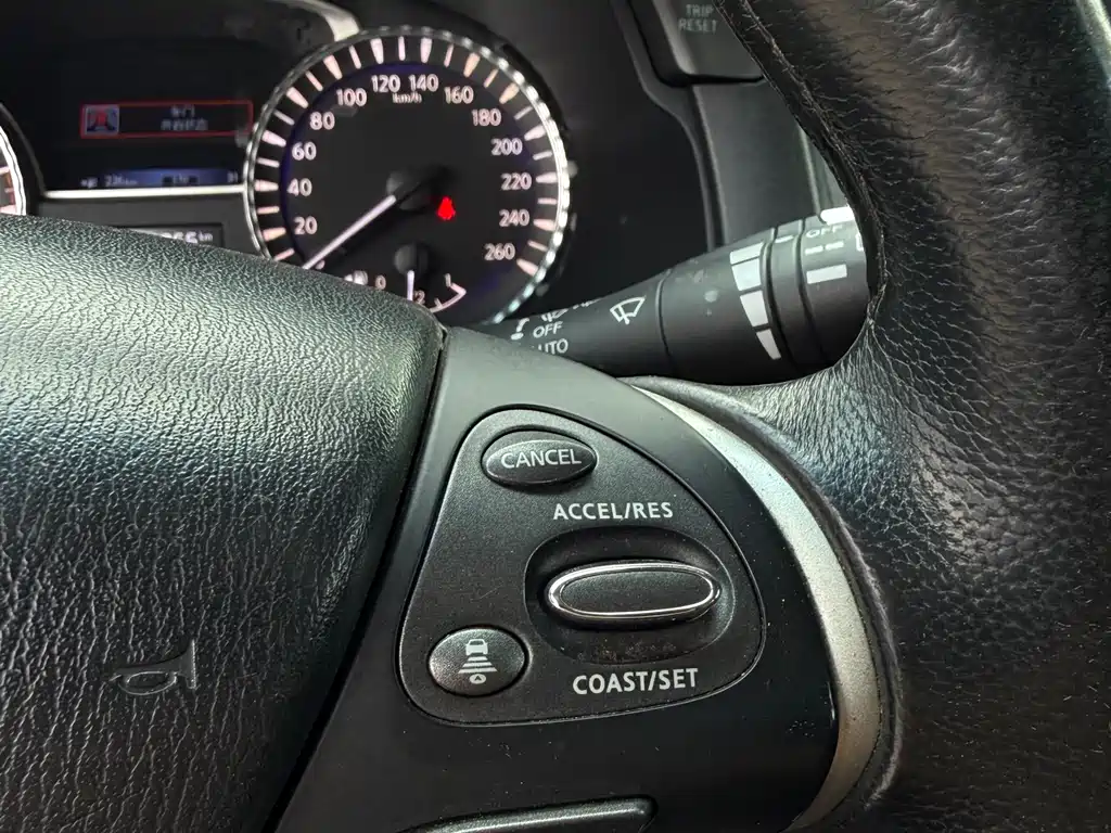 Infiniti JX 2015 — фото 10