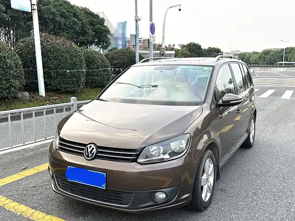 Volkswagen Touran 2011