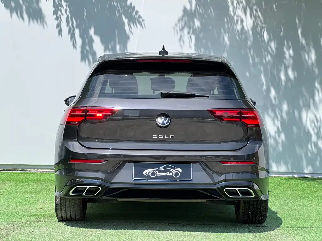Volkswagen Golf 2023