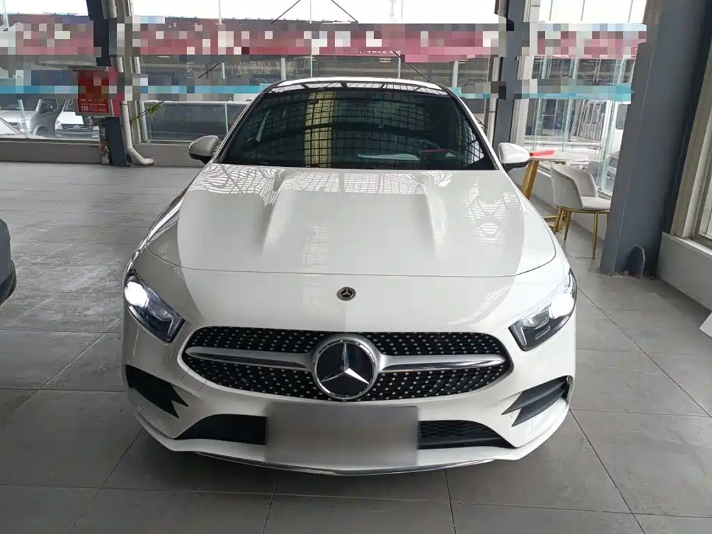 Mercedes-Benz A-Class 2023 — фото 3