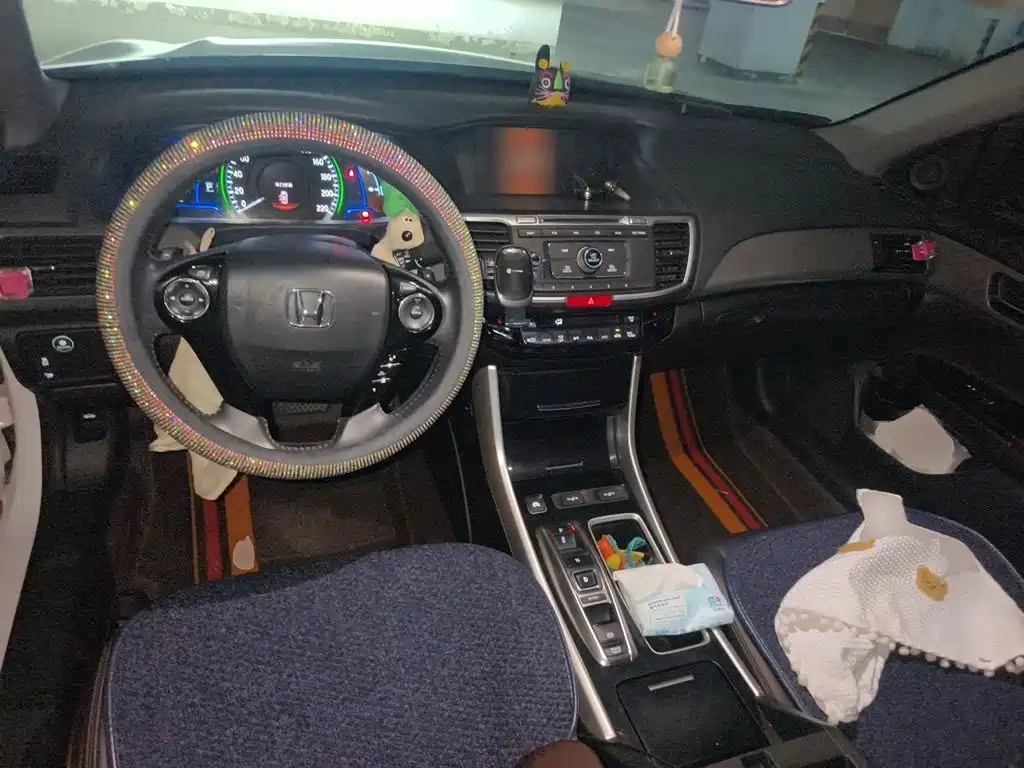 Honda Accord 2017 — фото 13
