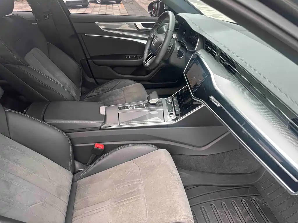 Audi A6L 2020 — фото 24
