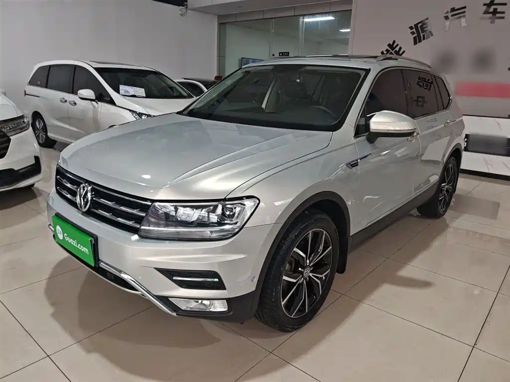 Volkswagen Tiguan L 2020 — фото 2
