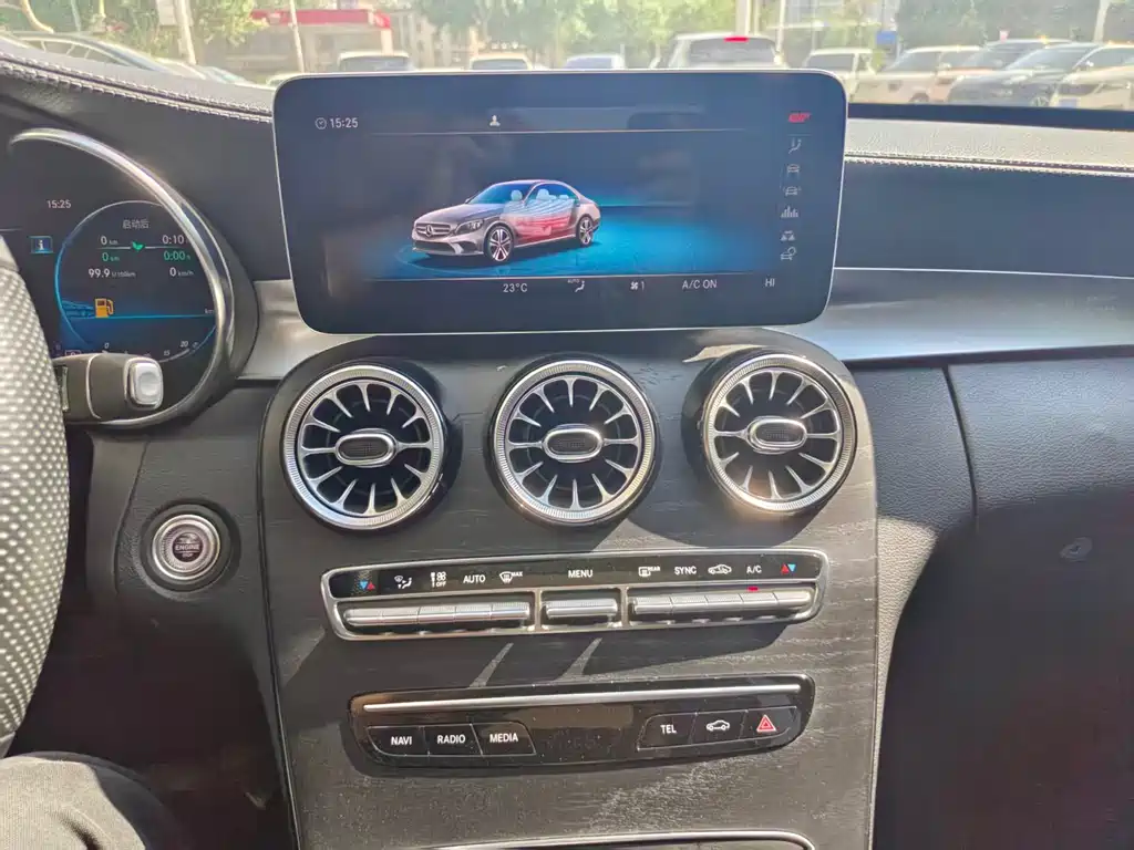 Mercedes-Benz C-Class 2020 — фото 12