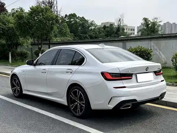 BMW 3 Series 2022