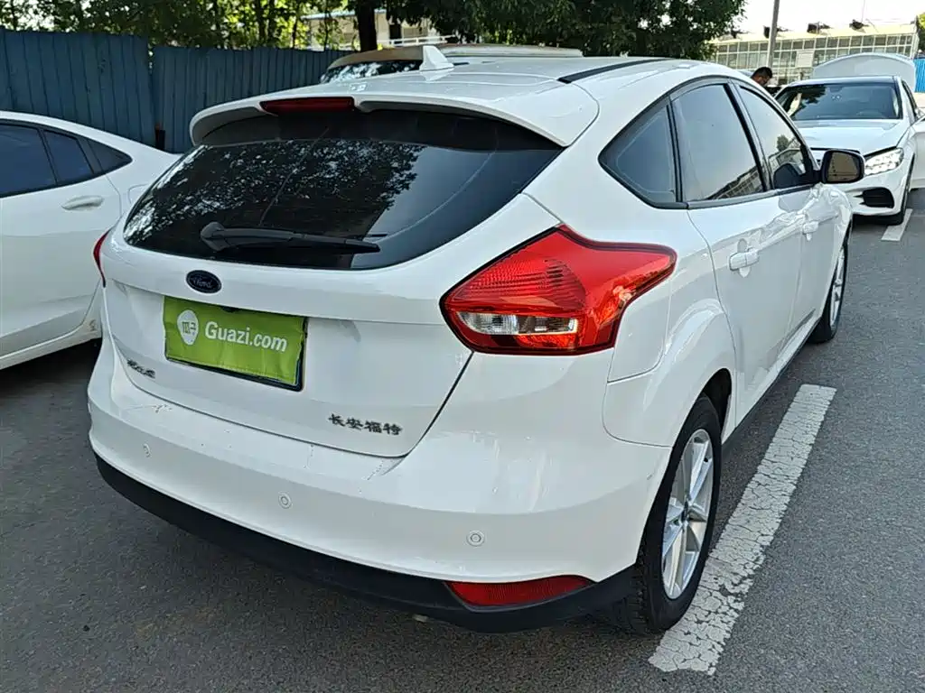Ford Focus 2017 — фото 7