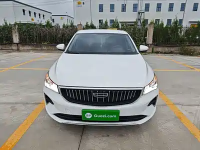 Geely Emgrand 2024