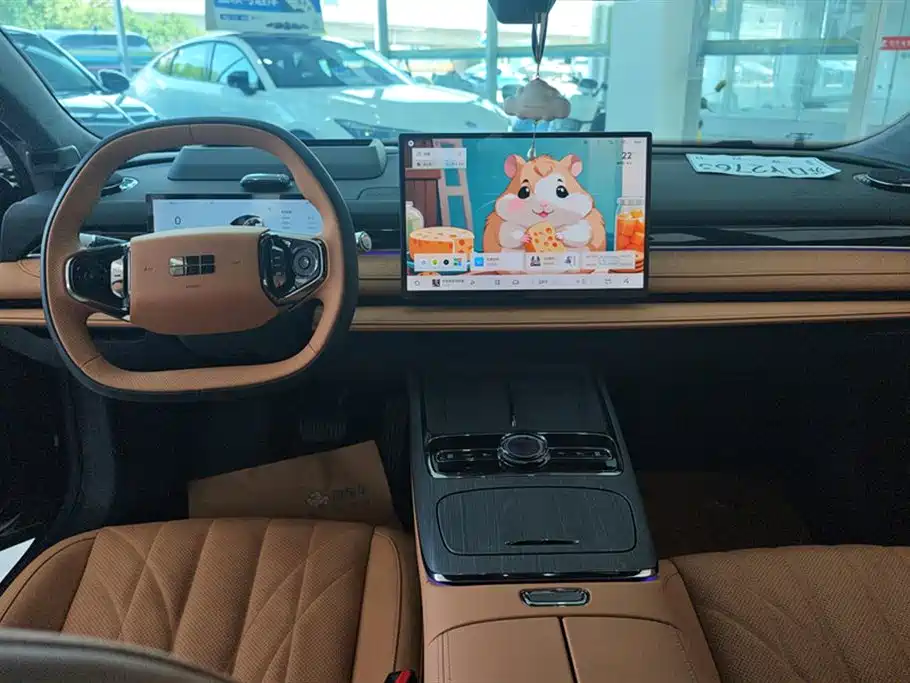 Geely Galaxy Starshine 8 2025 — фото 12