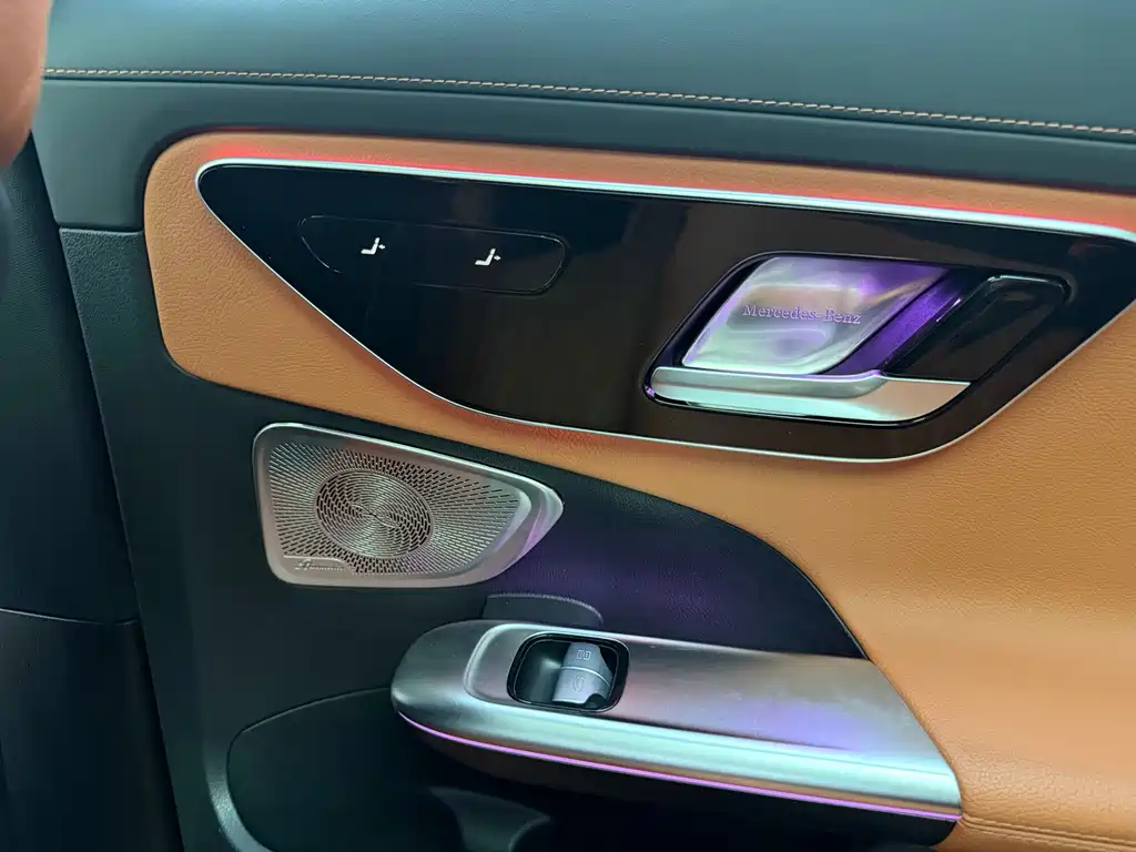 Mercedes-Benz C-Class 2022 — фото 16