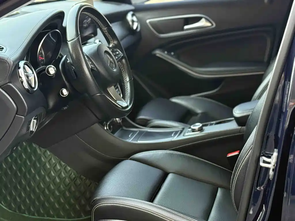 Mercedes-Benz GLA 2018 — фото 17
